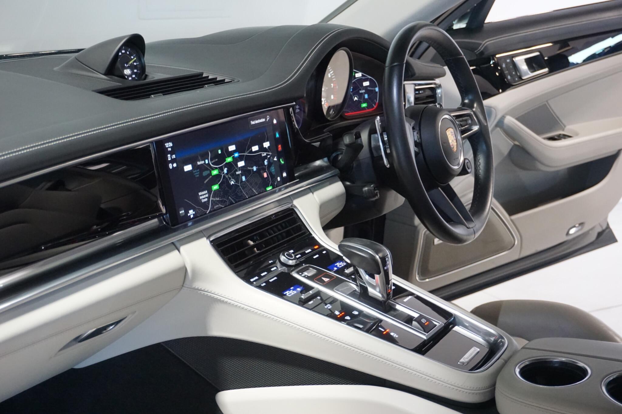 Porsche Panamera 2.9 V6 E-Hybrid 17.9kWh 4 Platinum Edition Sport Turismo 5dr Petrol Plug-in Hybrid PDK 4WD Euro 6 (s/s) (462 ps)